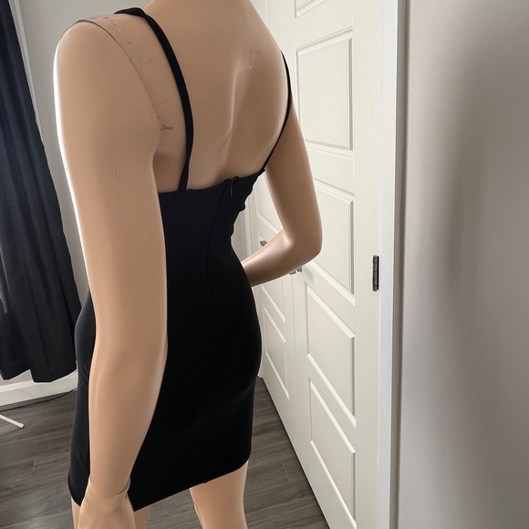 Eclipse Black Dress - Picture 4 of 4